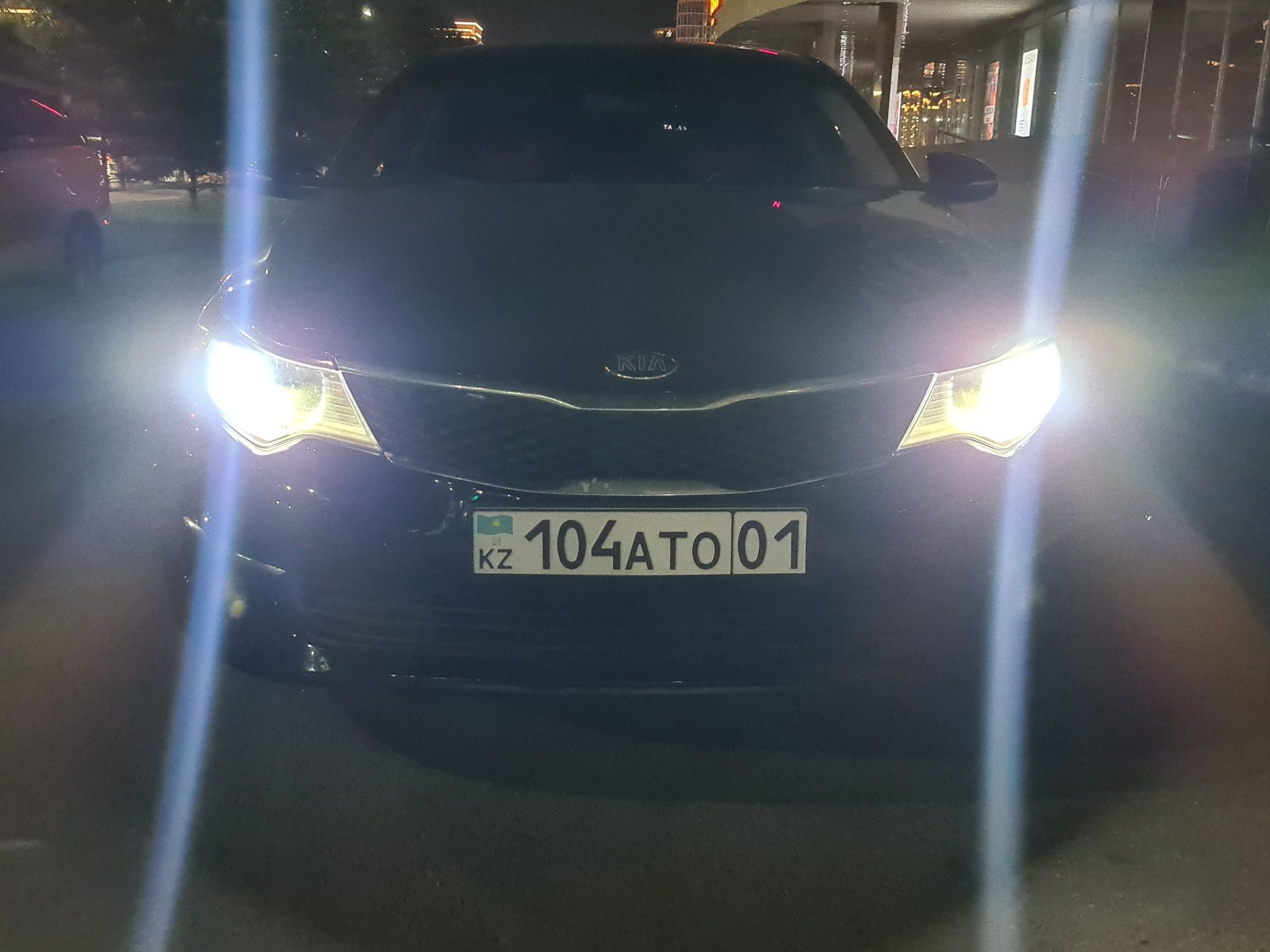 Срочно !  Авто KIA Optima