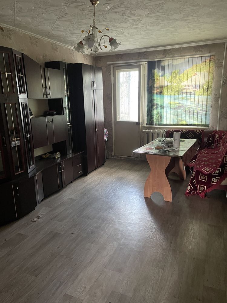 Продаю квартиру по адресу г. Сарань 1а-19-36