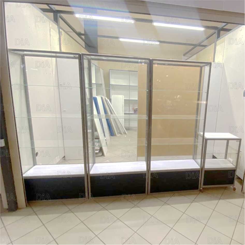 Витрина торговая из профиля и стекла, Акция,прилавки,для магазина shvi