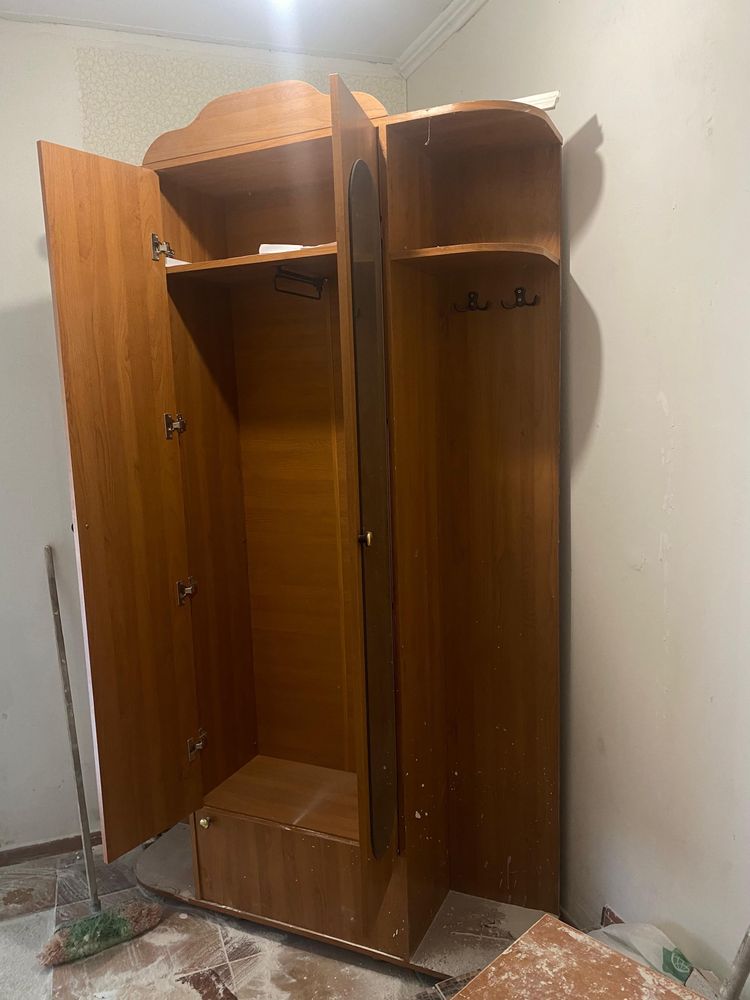 Шкаф в прихожую