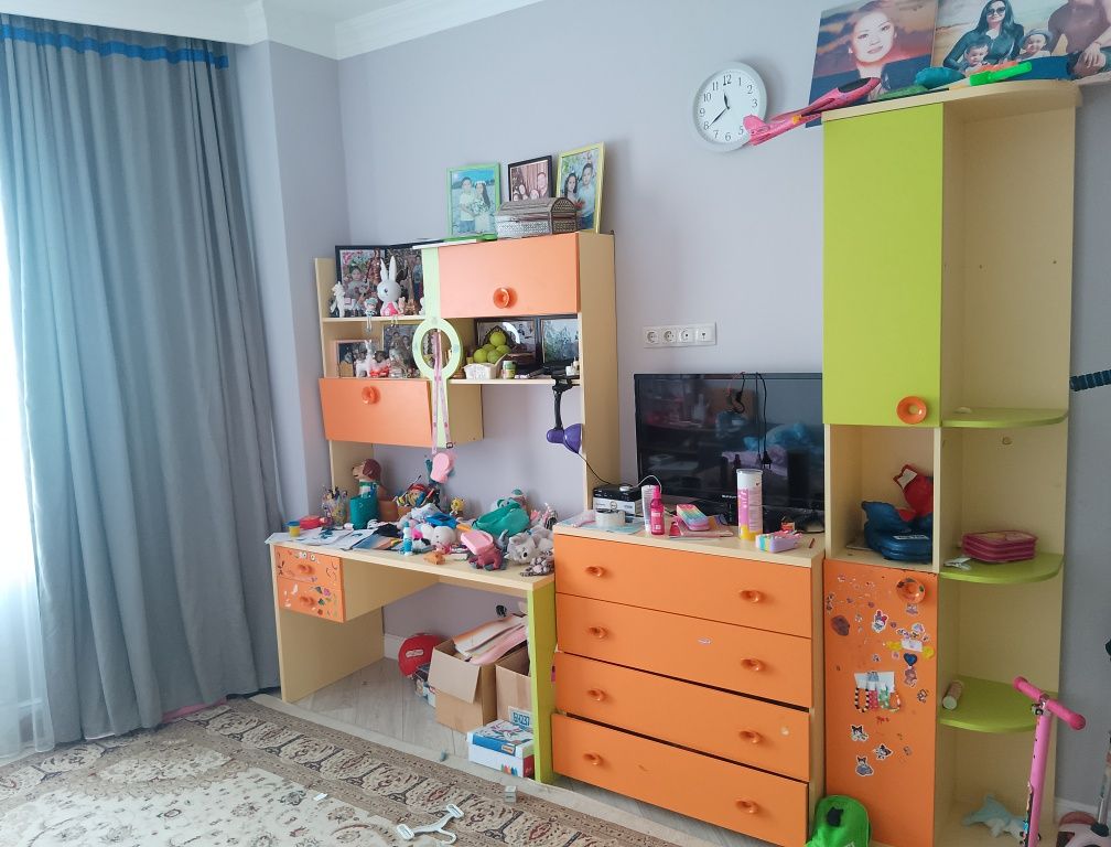 Детский гарнитур продам.