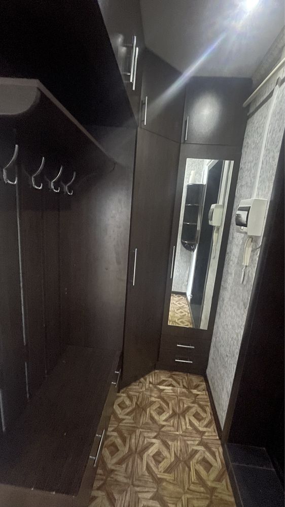 Продам 1-комнатную квартиру в 20-ке