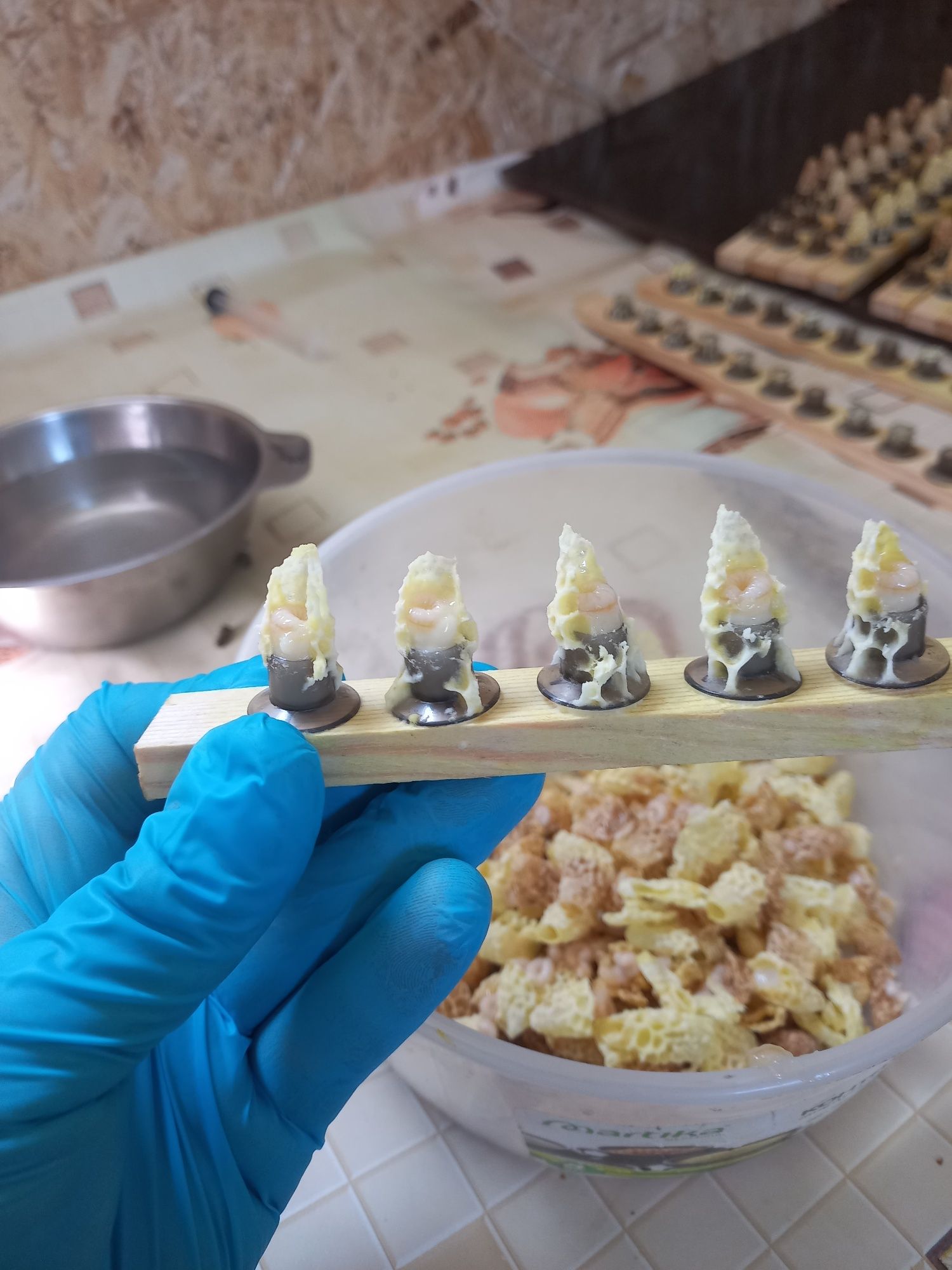 Пчелинное, маточное молочко.