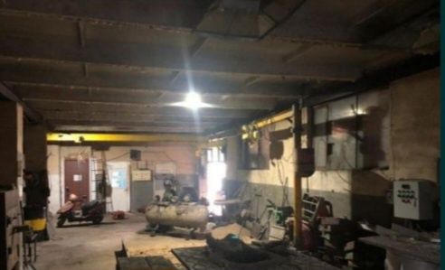 Продам цех + 2 эт дом , общий квадратура 340 ,