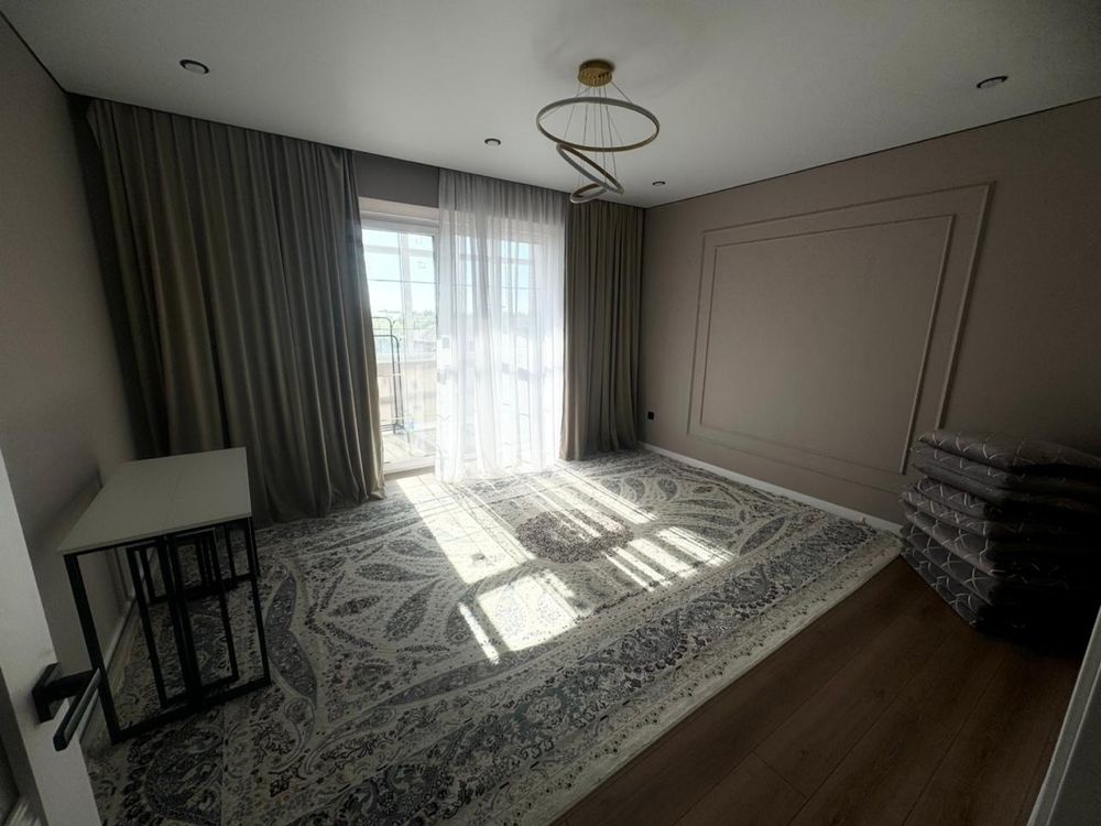Продам 3х комнатную квартиру в центре