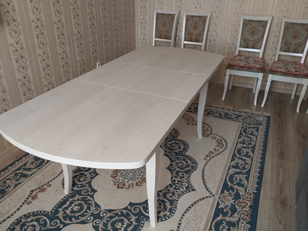 Продам раздвижной 2 метровый стол