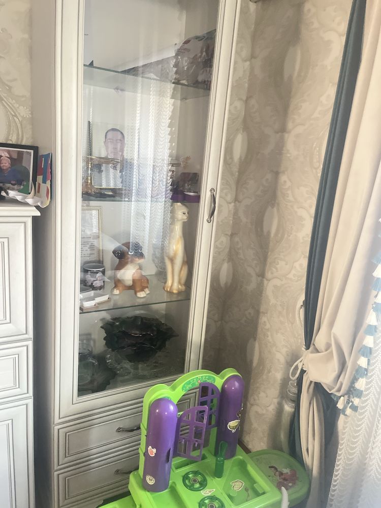 Продам мебель для гостинной.