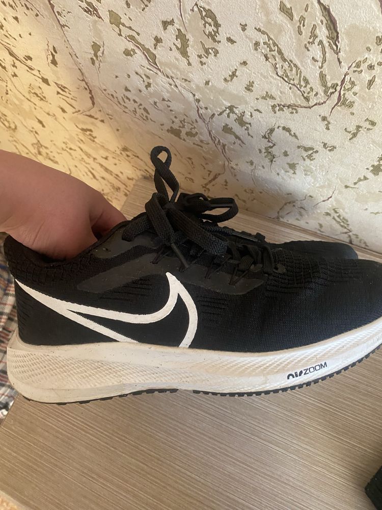 Продам Nike pegasus