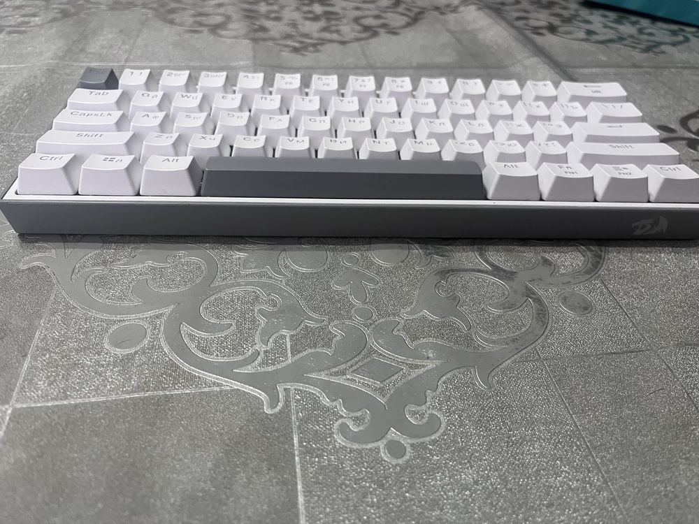 Клавиатура Redragon Fizz K617-R белый