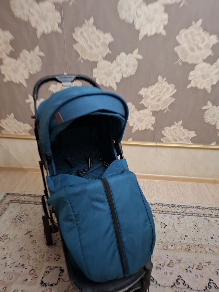 Dearest 818 в хорошем состоянии, в подарок машинка