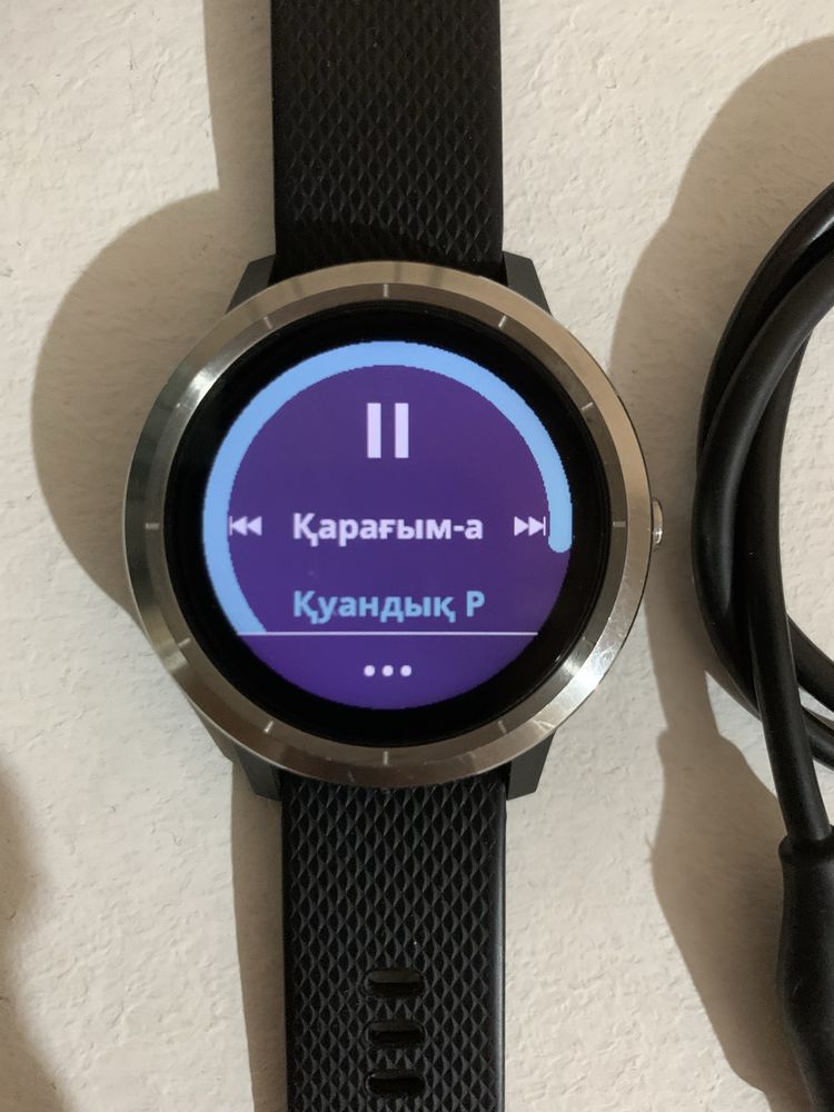 Смарт часы Garmin vivoactive 3