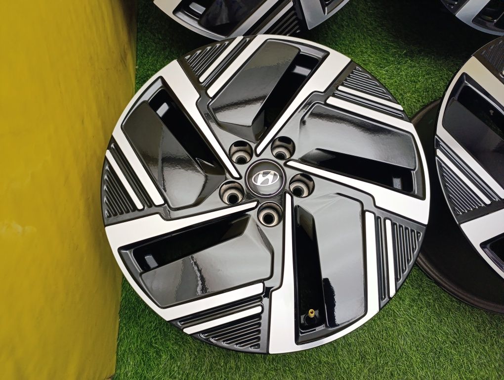 Диски R18 5×114.3 на Hyundai и другие.