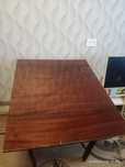 Продам стол книжку