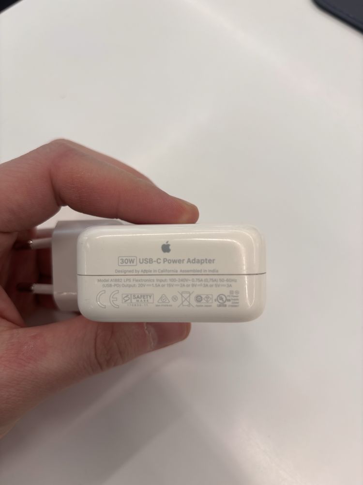 Адаптер для macbook 30W
