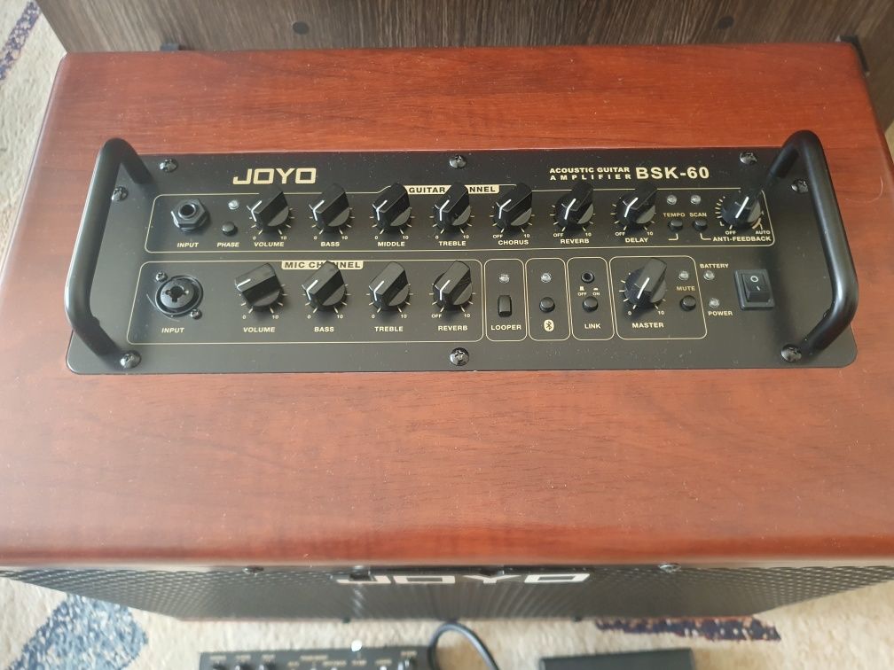 Комб для Акуст-гитары,микрофона JOYO BSK-60 встроенный аккумулятор