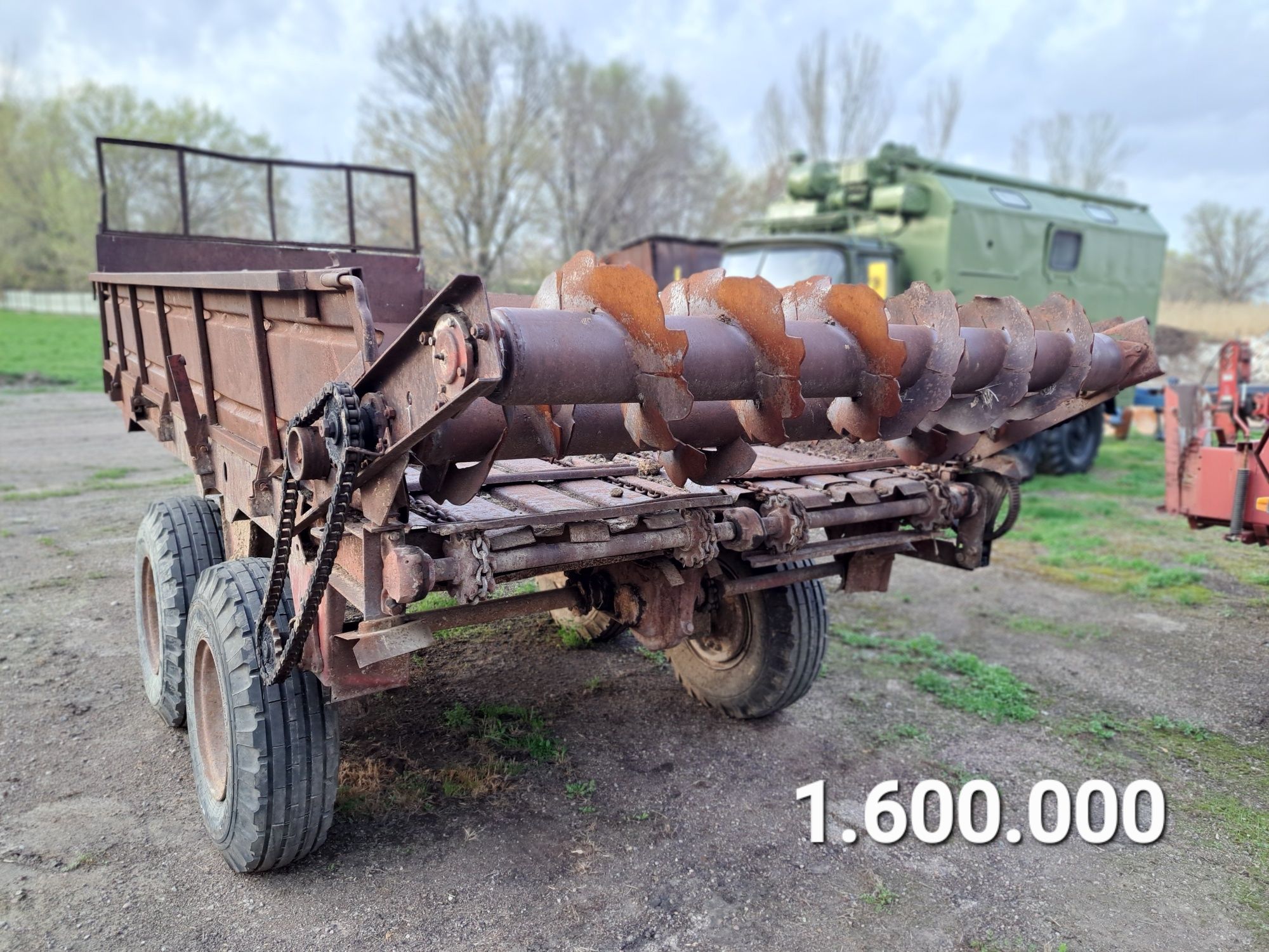Продам плуг 5-х лемеховый