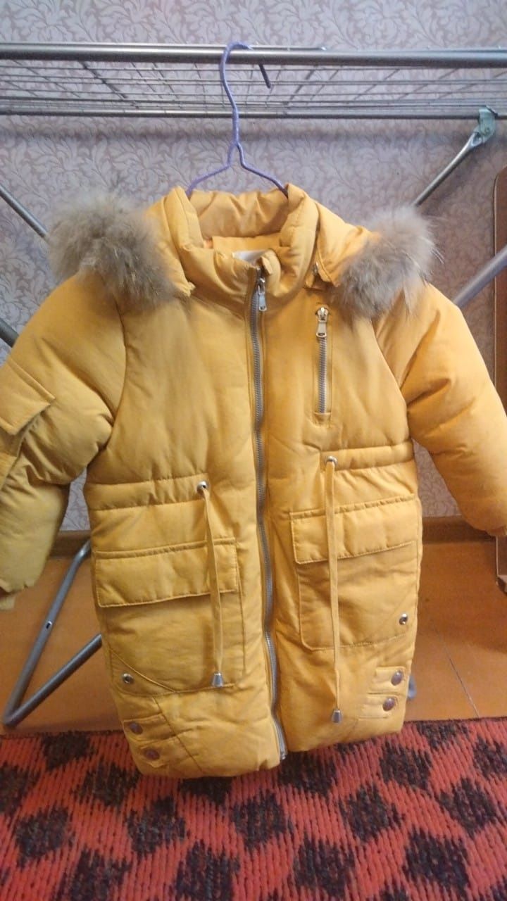 Продам куртки б/у