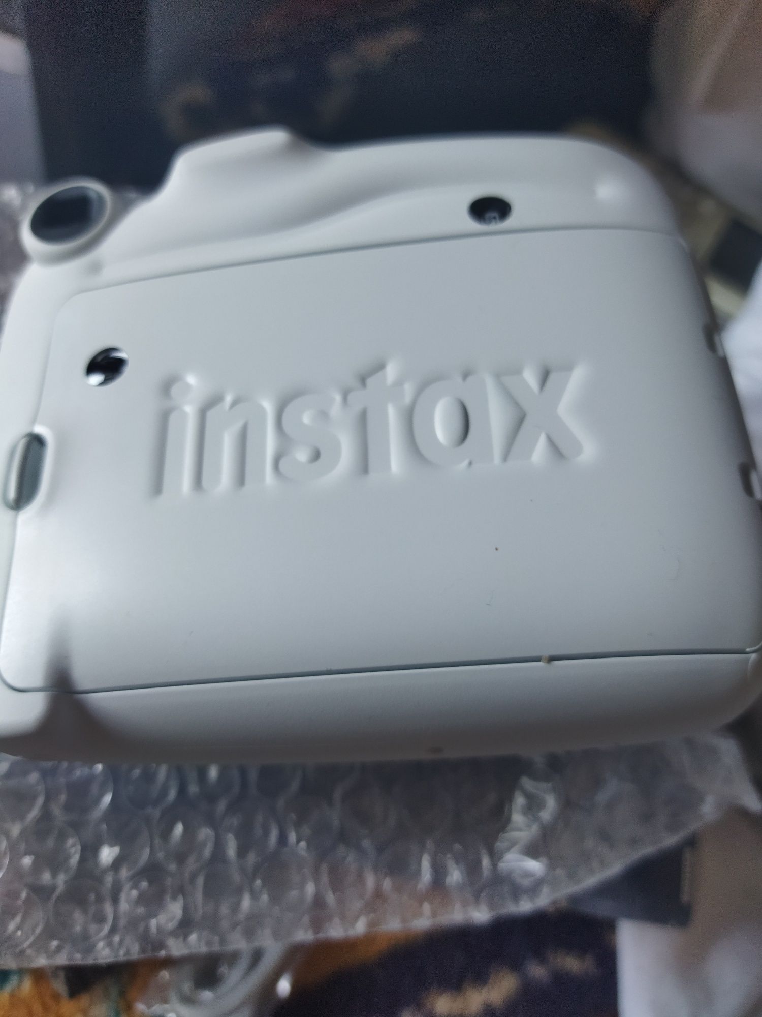 Моментальная камера Fujifilm Instax Mini 11