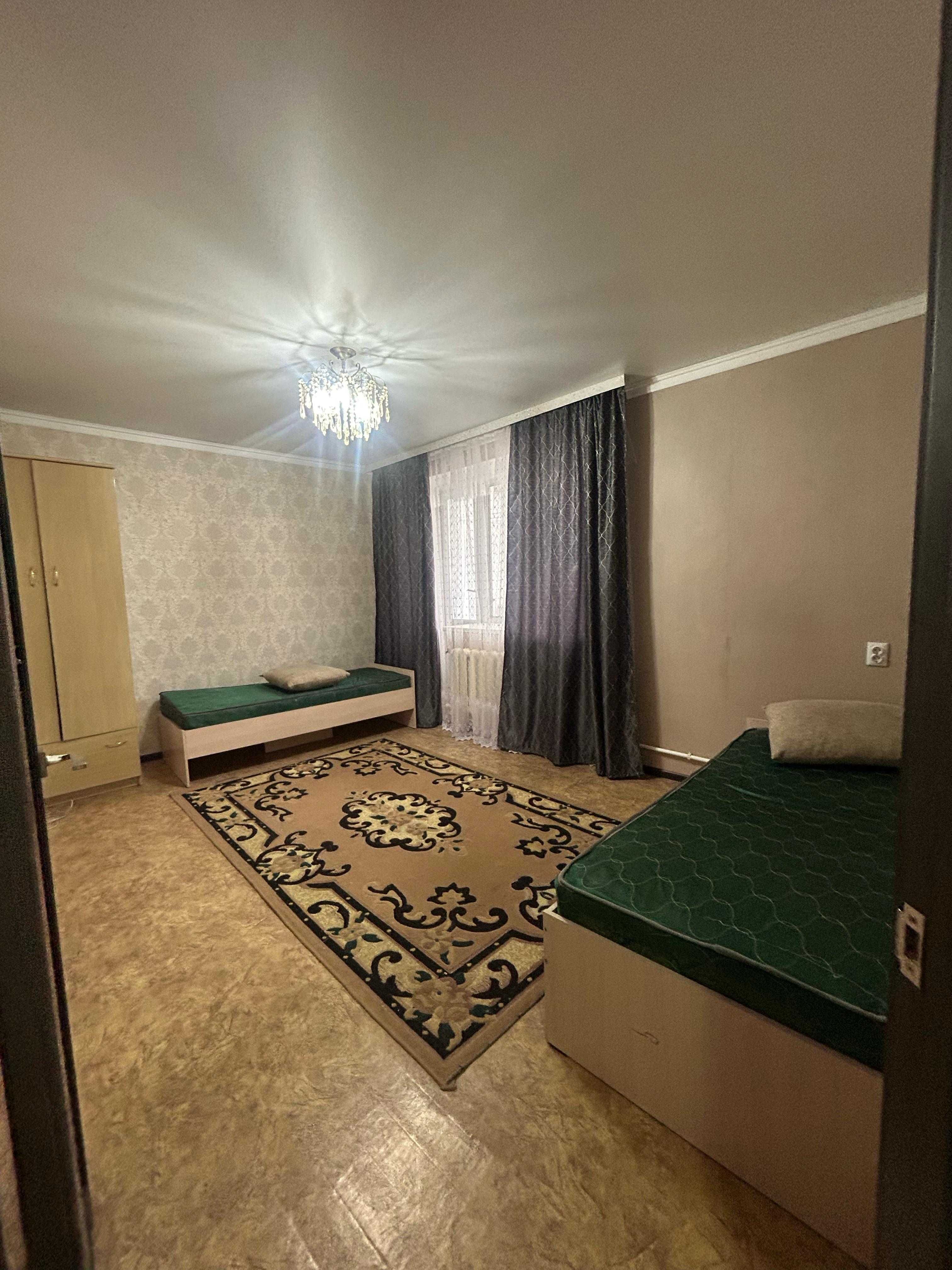 Жалға 4 бөлмелі пәтер беріледі.