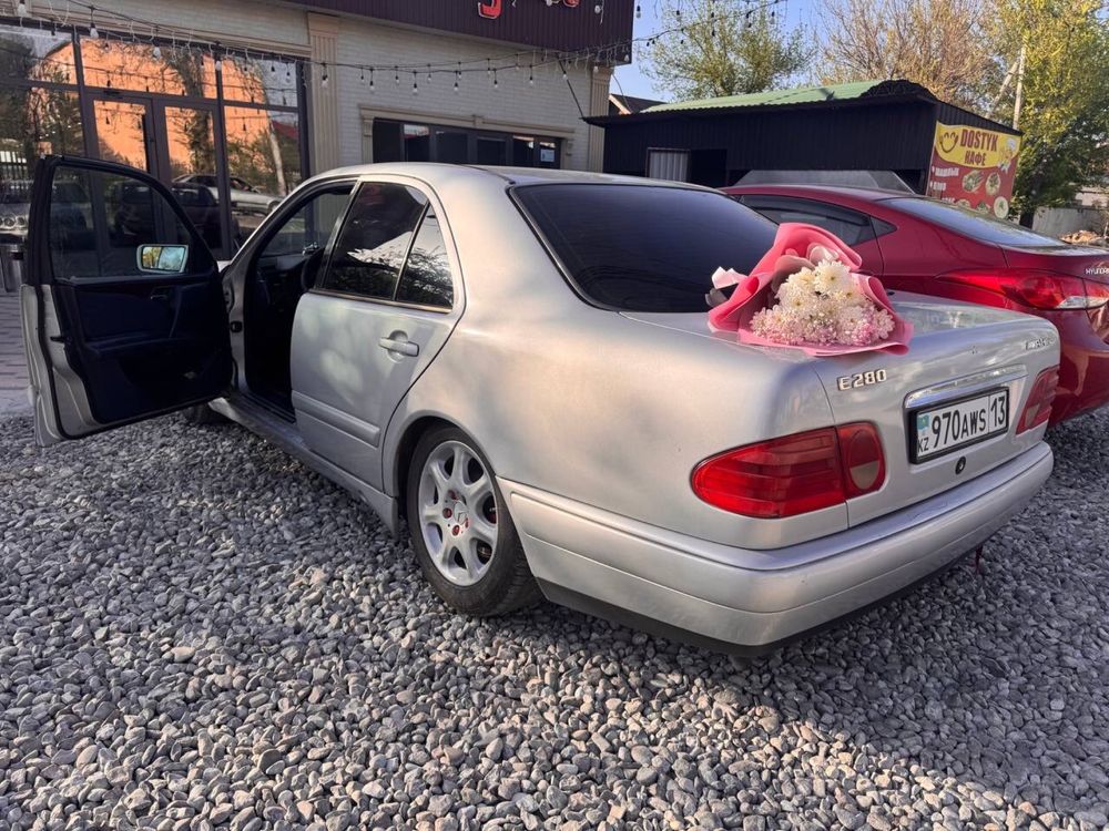 Задний плафон w210 до рест