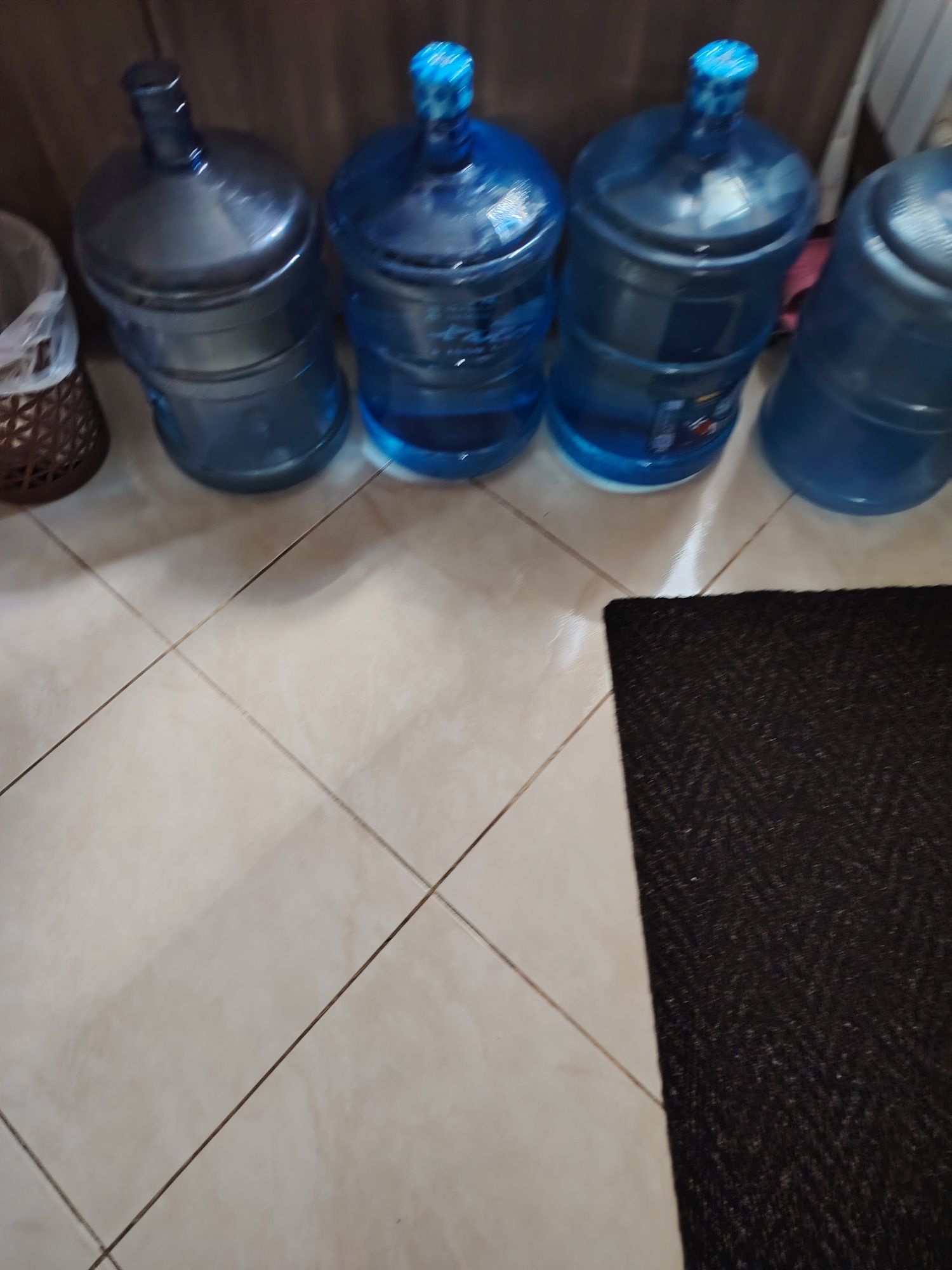 Бутыль для хранения воды