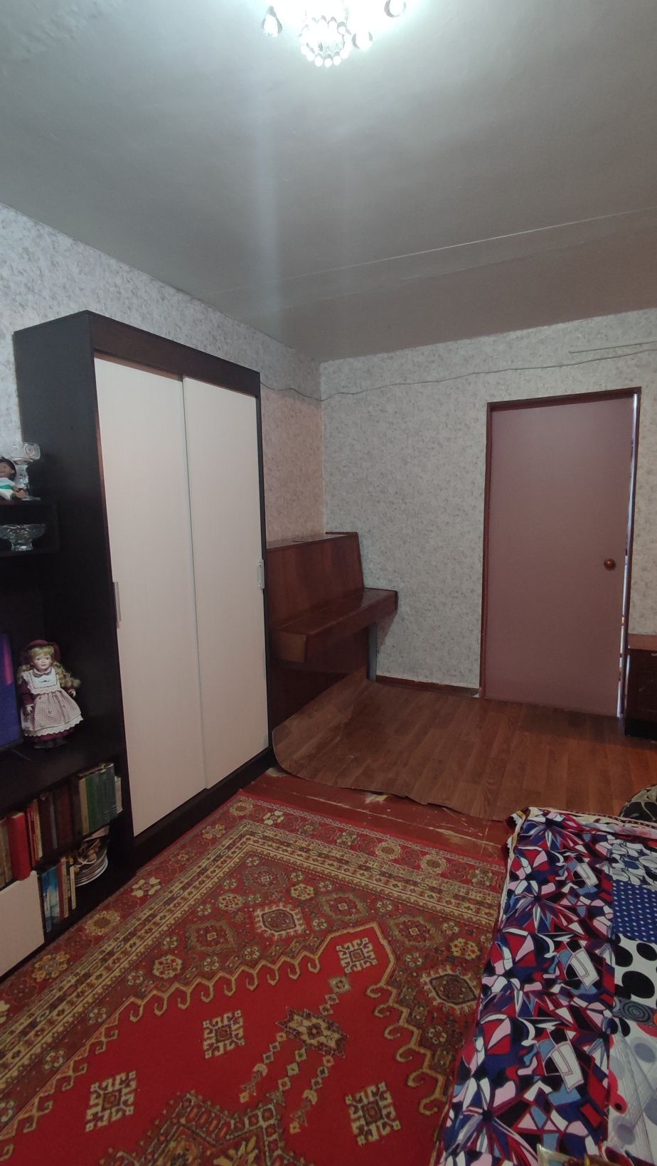 Продам квартиру в Пришахтинске