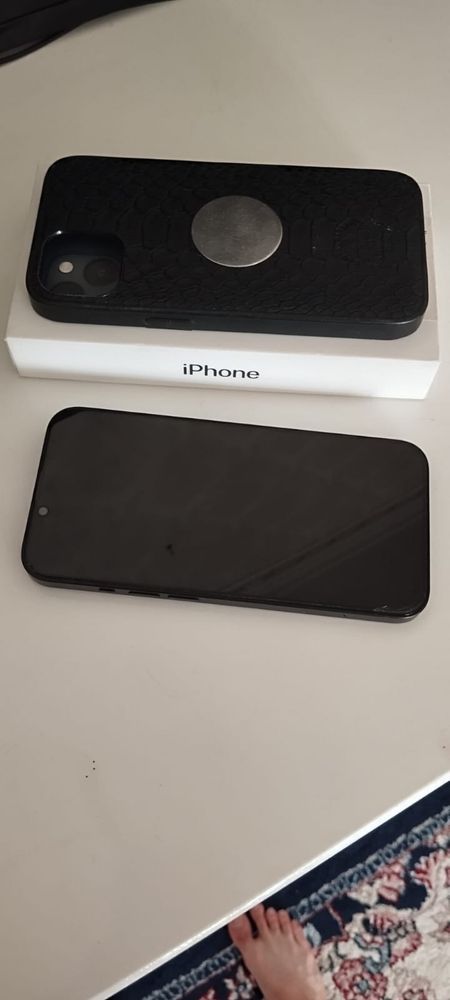 iPhone 13 с гарантей