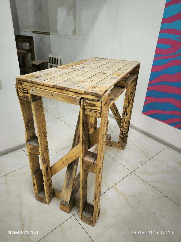 Скамейки и столы из поддона, паллеты