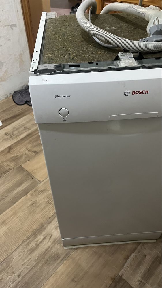 Продам посудомоечную машину Bosch