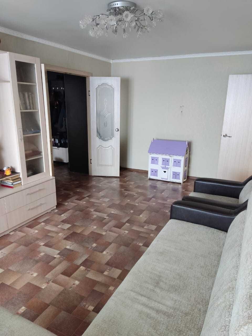 Срочно продам 3-х комнатную, п.Качар