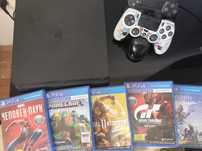 Плейстейшен PS4, 5 игр, два джойстика