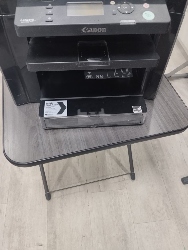 Продаю новый МФУ Canon 4410