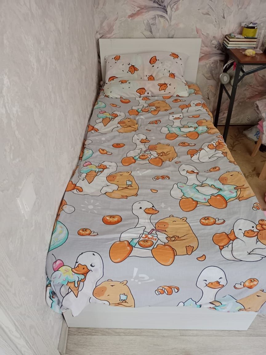Продам односпальную кровать