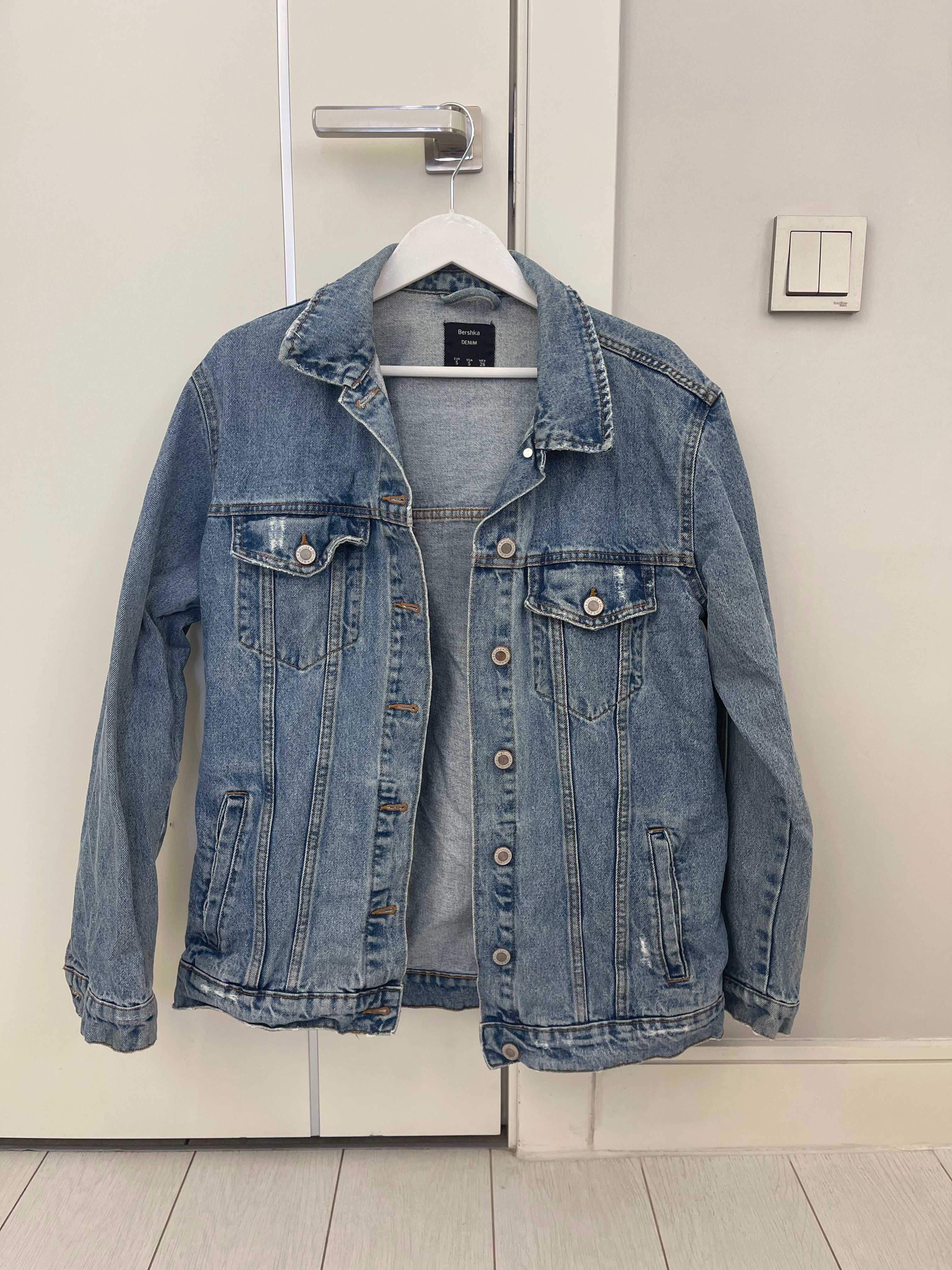 Джинсовая куртка Bershka