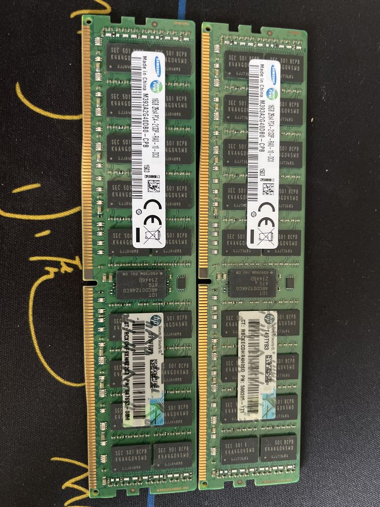 Продам оперативную память ddr4 16гб