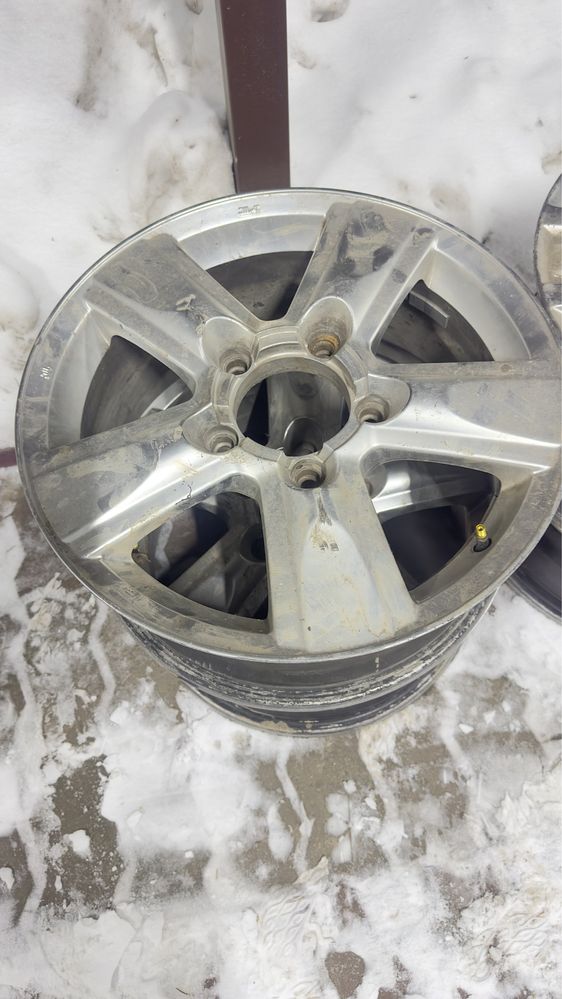 Продам диски от Крузака 200 по 2 шт каждый R 18