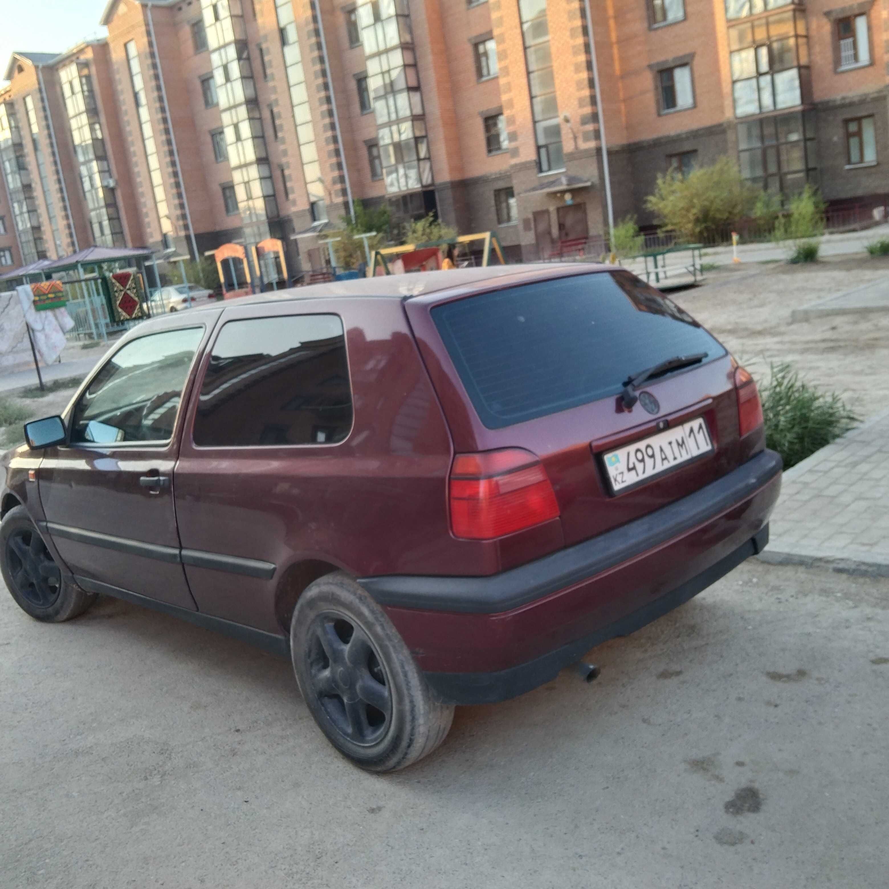 Volkswagen Golf 3  машина сатылады .1993 жылғы.
