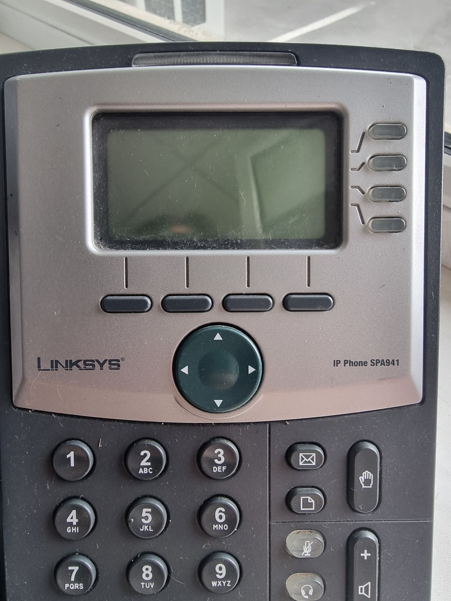 Сип телефон Linksys