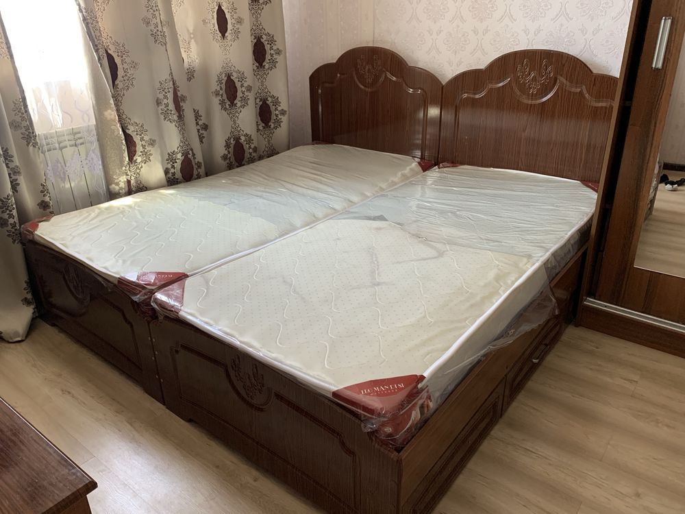 СРОЧНО ПРОДАЮ дешево шкаф-купе + 2 кровати, комод, тумба