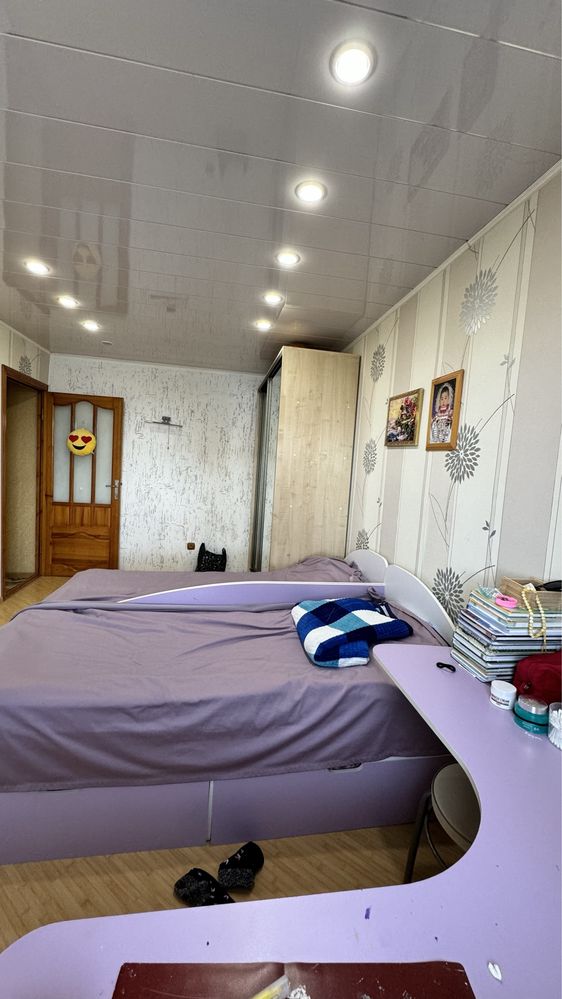 Продам 3 комнатную квартиру район 6 школы