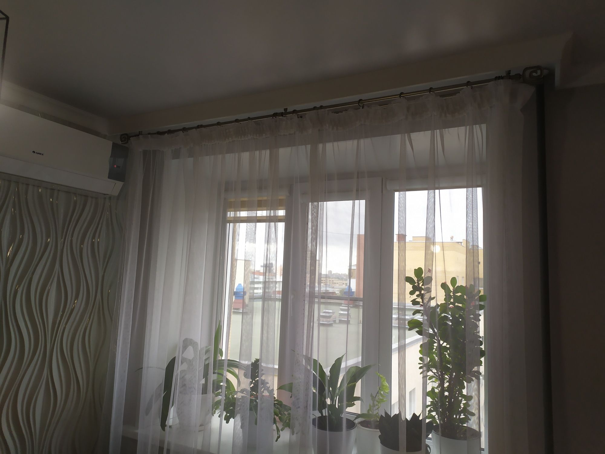По олочный двойной карниз