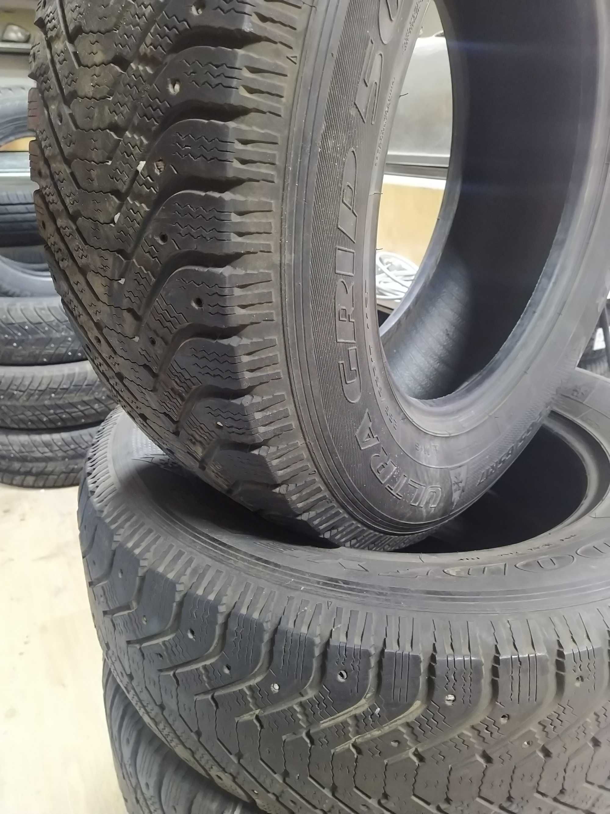 Зимние шины GOODYEAR
