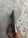 Apple 15 pro…………