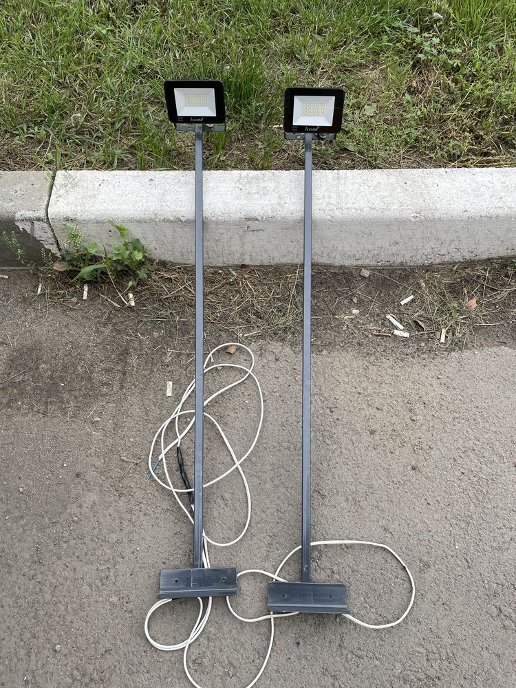Прожекторы уличные светодиодные 20W