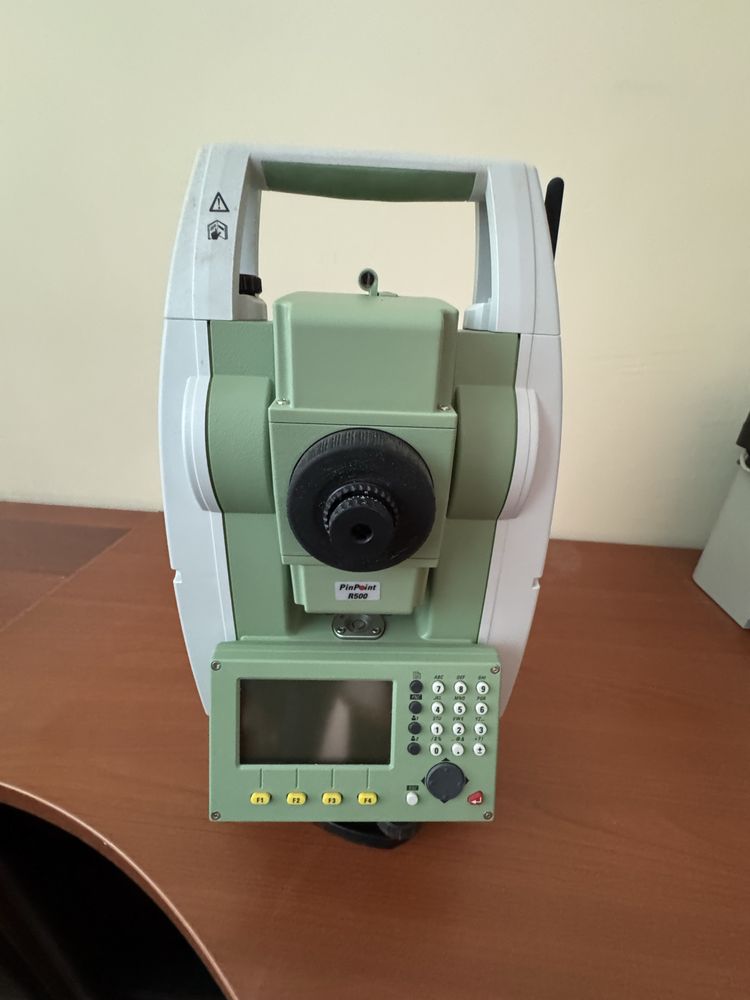 Тахеометр Leica TS06 plus