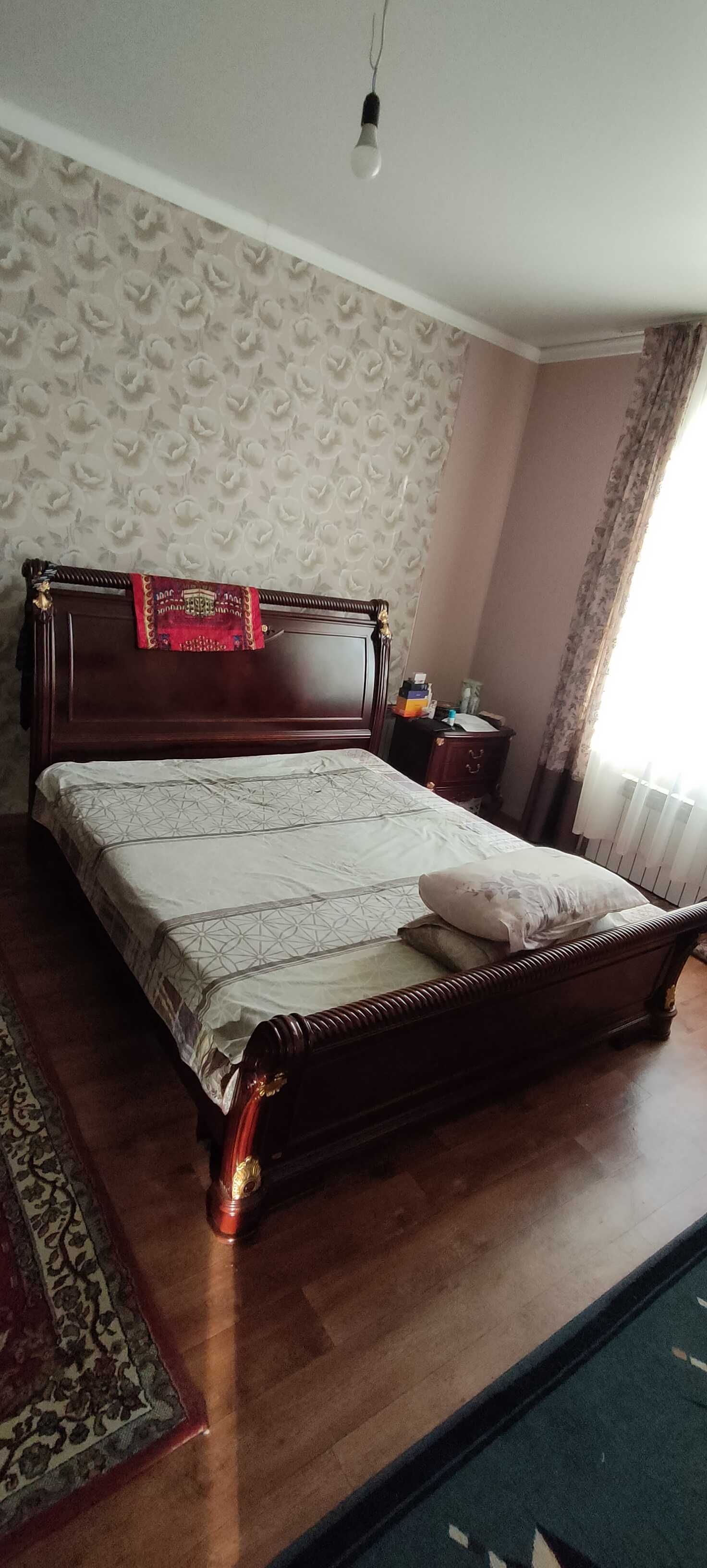 Спальный гарнитур Carpenter. Срочно.