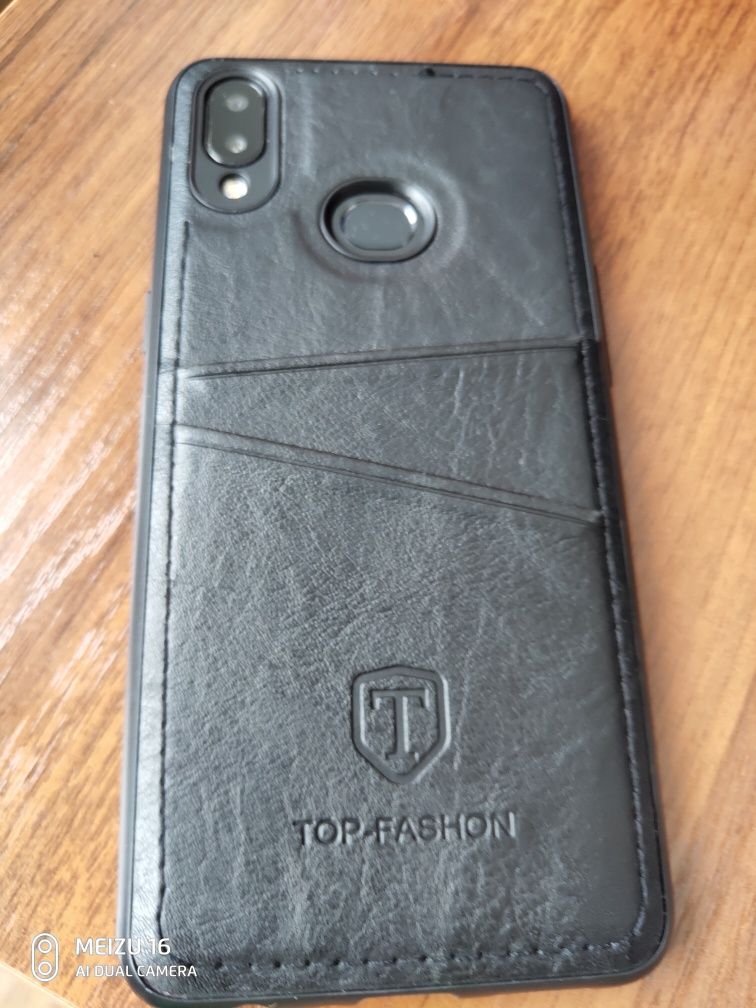 Самсунг а10, а10s