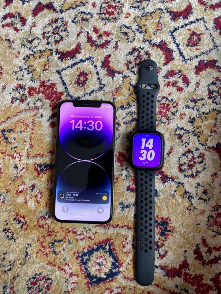 Iphone 12 Pro Apple Watch 7 series 45 mm