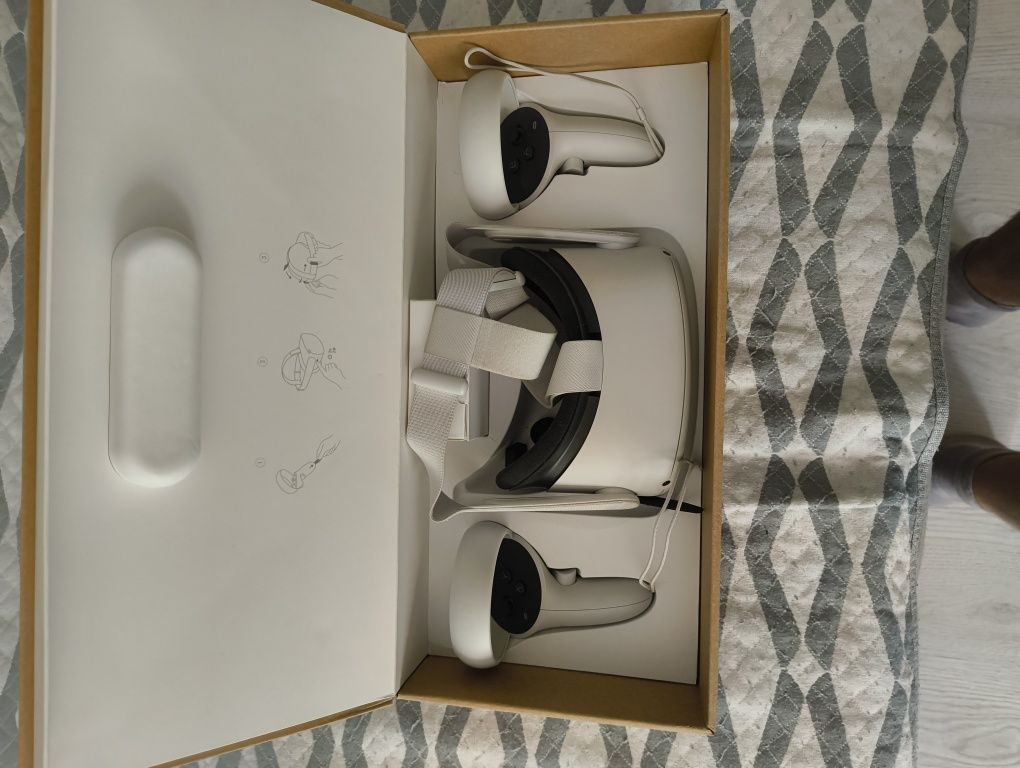 Продам шлем vr oculus quest 2