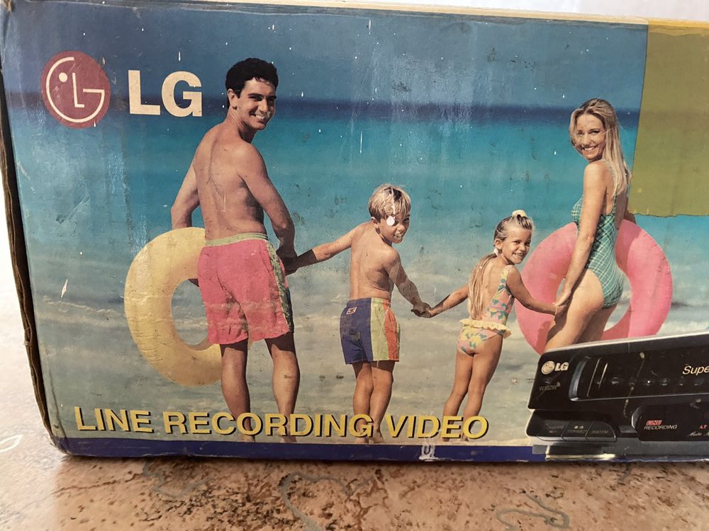 Продается видик LG